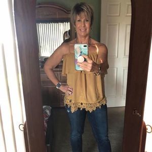 Meet your Posher, Sandy